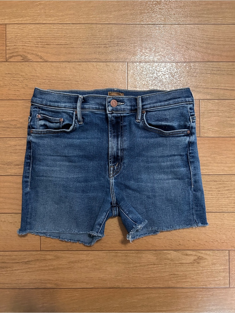 MOTHER Denim The Insider Flood DIY Cut-Off Jean Shorts
